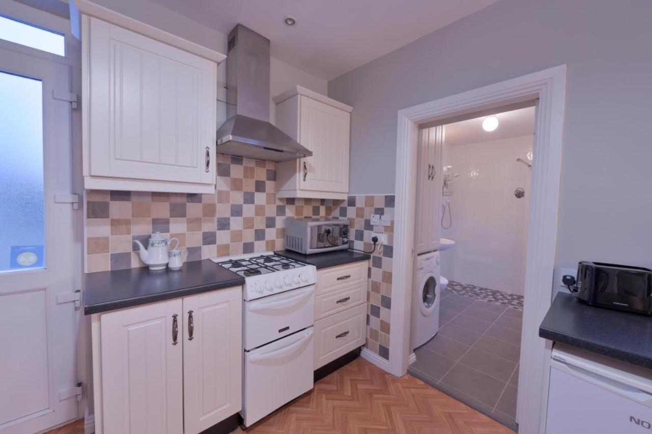 Ocean Breeze Apartment Lahinch Exterior foto